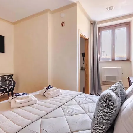 Piazza Bra - Refined 130 Sqm With 2 Appartement *